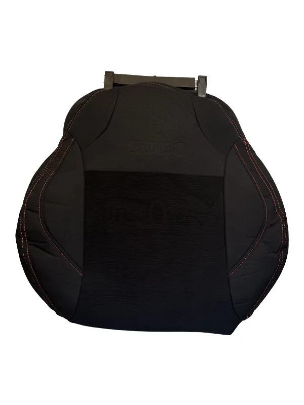 روکش صندلی پژو 2008 پارچه مازراتی وسط